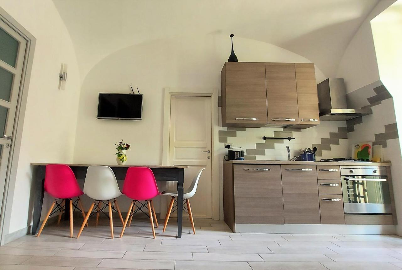 Dreaming Sorrento Suites ภายนอก รูปภาพ