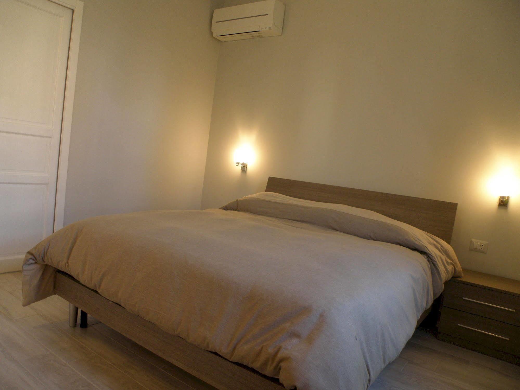 Dreaming Sorrento Suites ภายนอก รูปภาพ