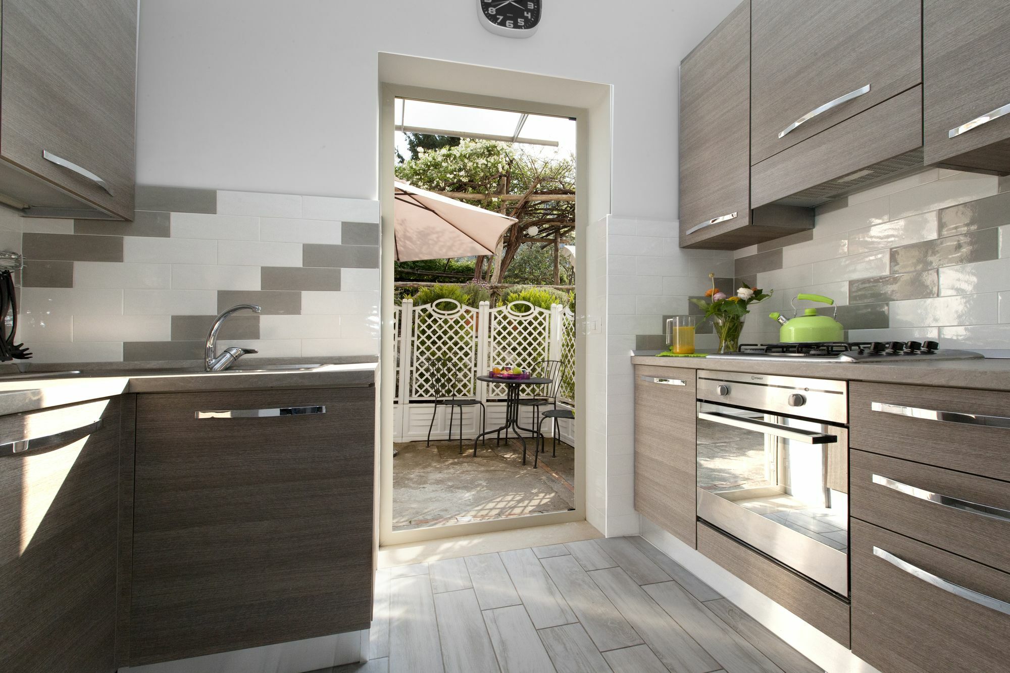 Dreaming Sorrento Suites ภายนอก รูปภาพ